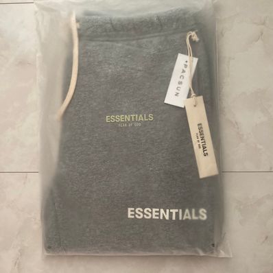 FEAR OF GOD Essentials Graphic Sweatpants "Grey"