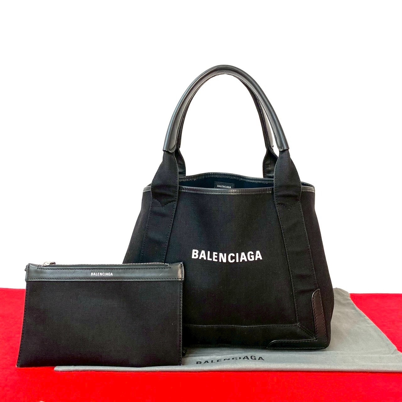BALENCIAGA バレンシアガ ネイビーカバス S キャンバス レザー トートバッグ ブラック
29921
