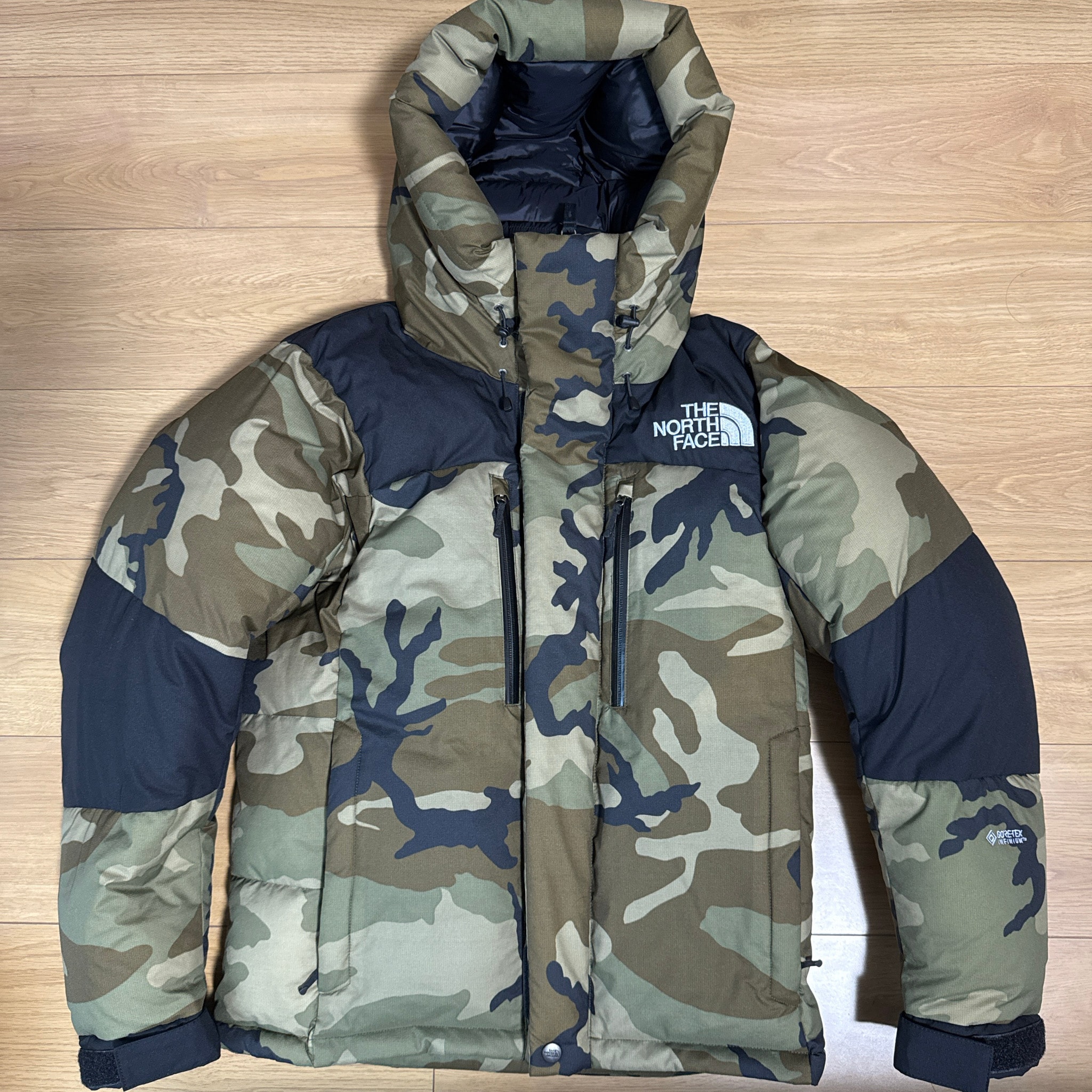 The North Face NV Baltro Light Jacket "Woodland Camo"