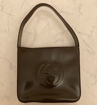 GUCCI レザーロゴバッグ
