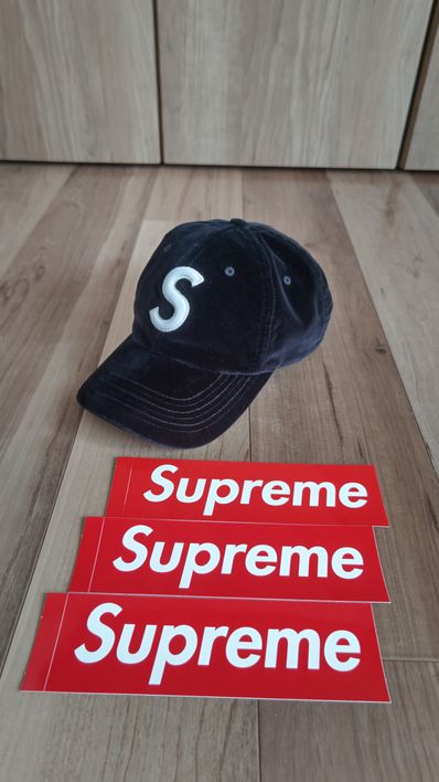 Supreme Velvet S Logo 6-Panel "Black"