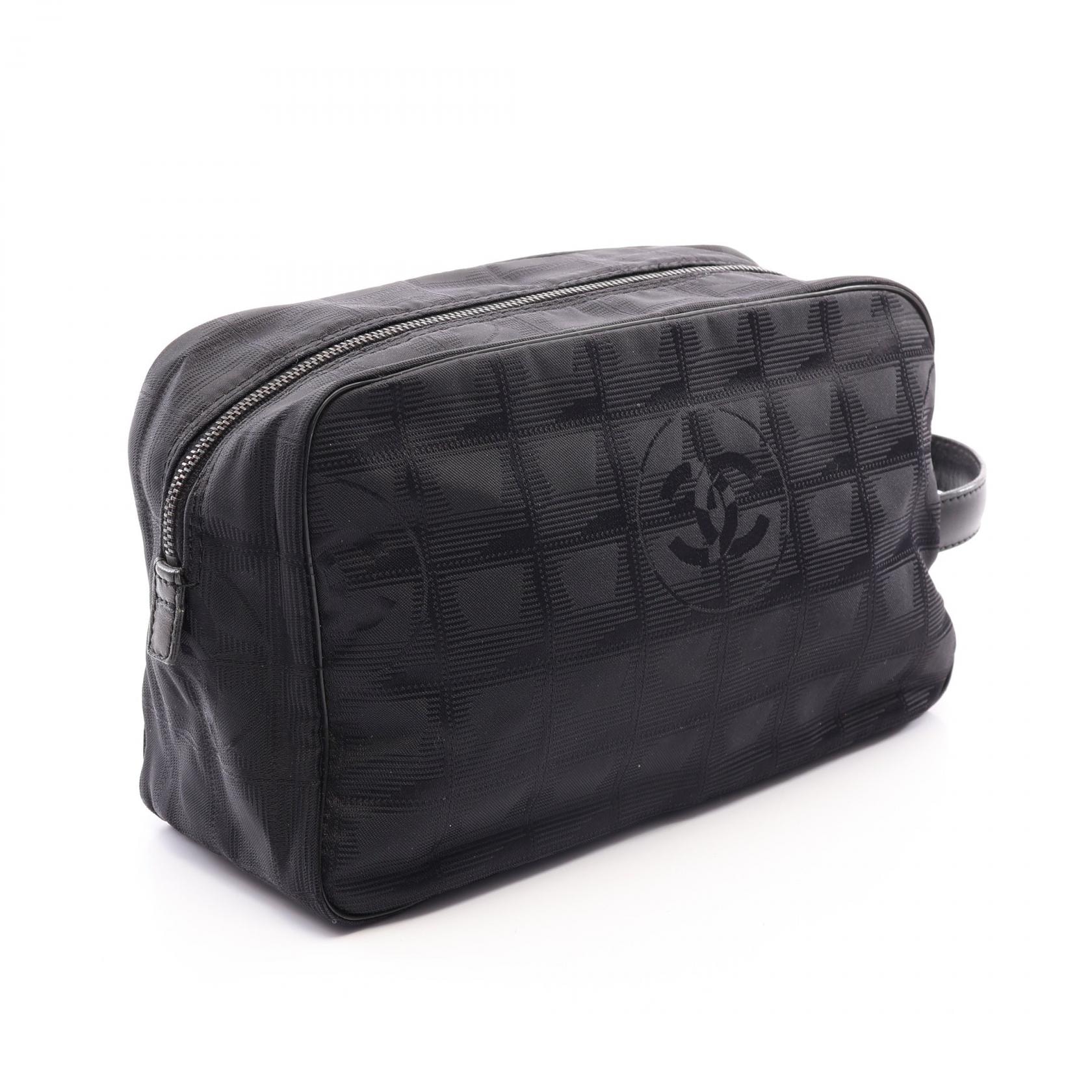 CHANELニュートラベルライン クラッチバッグ ブラック C (やや傷や汚れあり)】シャネル CHANEL ニュートラベルライン