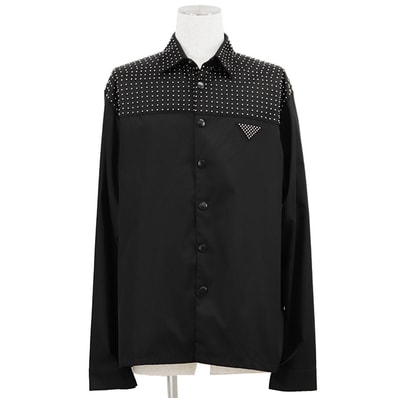 【美品】PRADA プラダ スタッズ 長袖シャツ サイズ L メンズ リナイロン トライアングルマーク トップス ブラック 黒 ルーマニア製