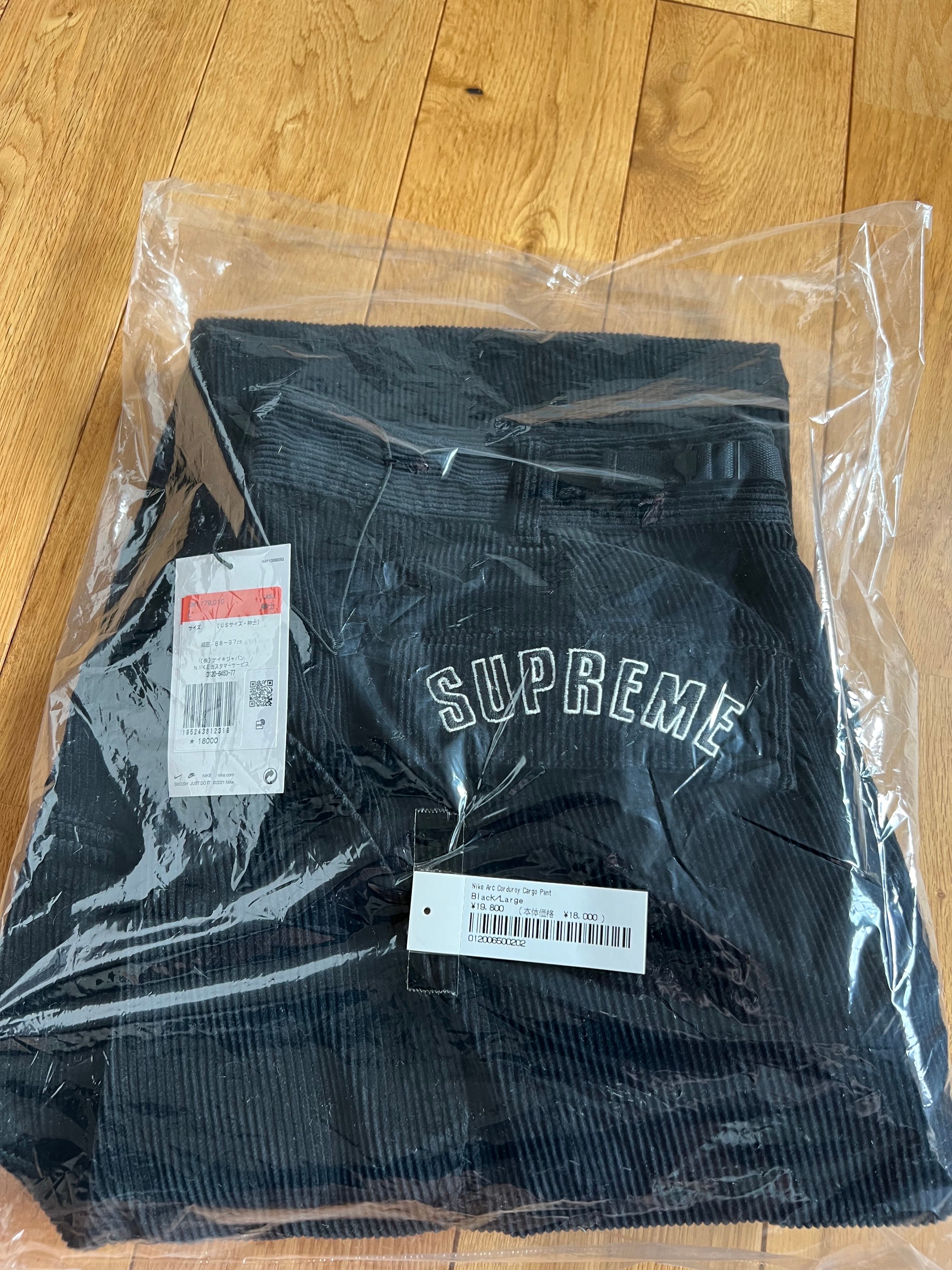Supreme / Nike Arc Corduroy Cargo Pant "Black"