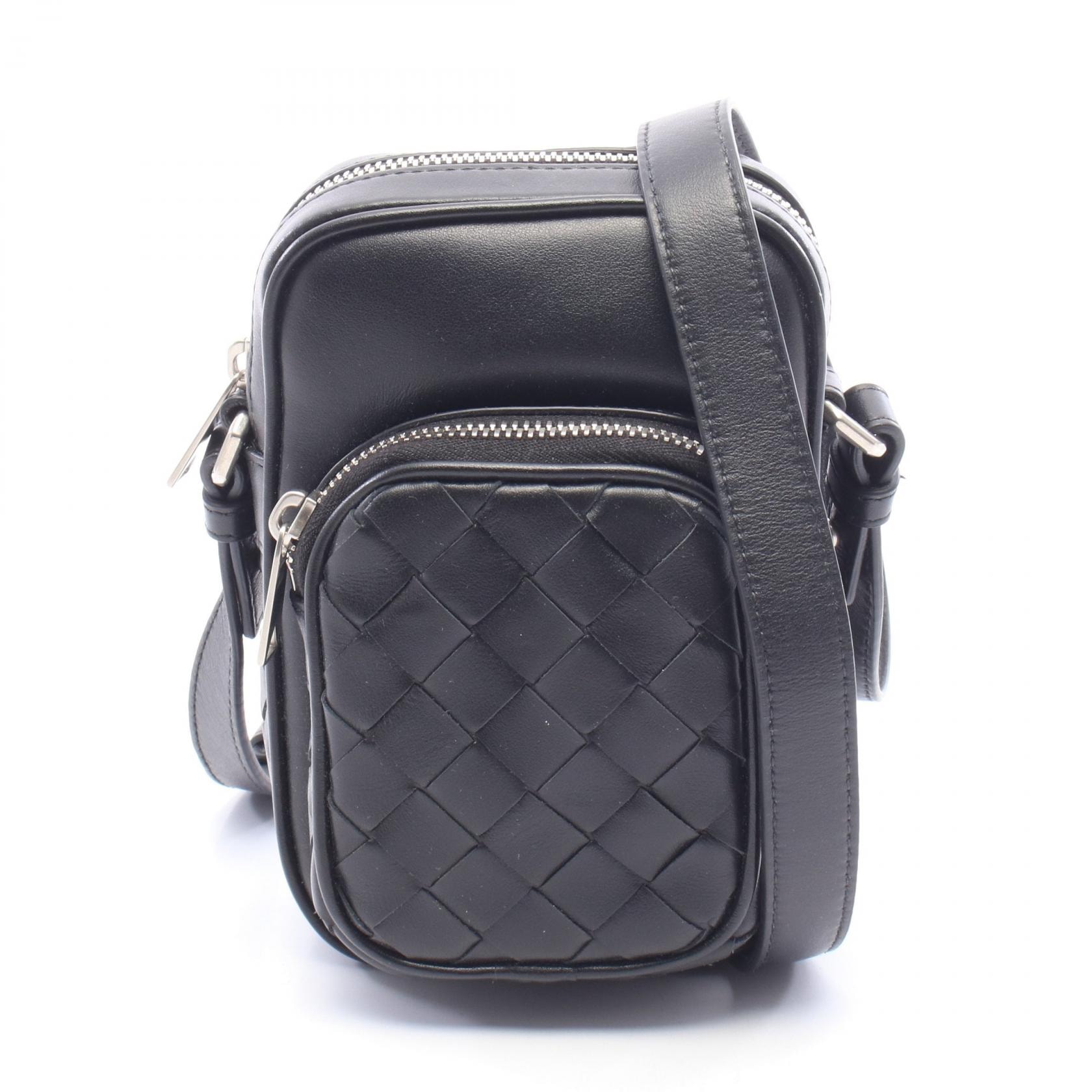 ボッテガヴェネタ BOTTEGA VENETA イントレチャート スモール カメラバッグ ショルダーバッグ バッグ レザー メンズ ブラック系 843839V2HL18803 【新品】