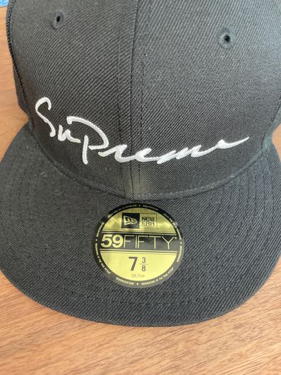 Supreme Classic Script New Era "Black"