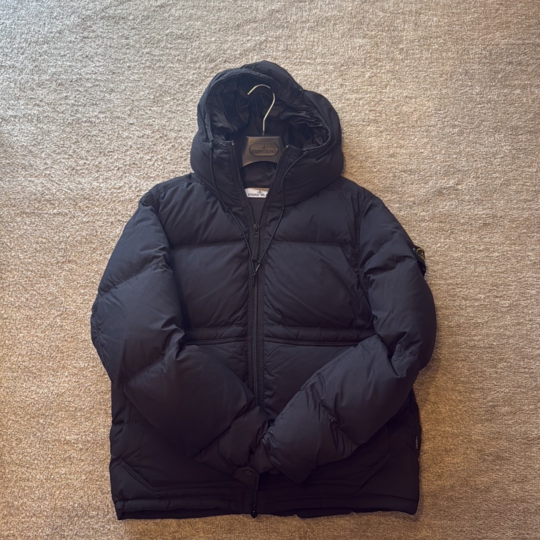 STONE ISLAND ダウンジャケット