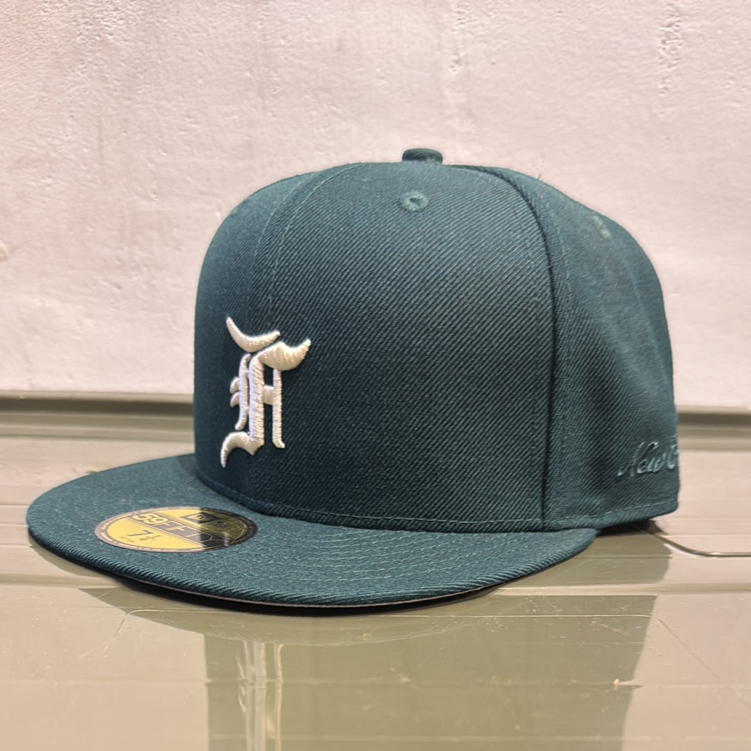 NEW ERA FEAR OF GOD ESSENTIALS 59FIFTY F LOGO Under Visor "Dark Green"