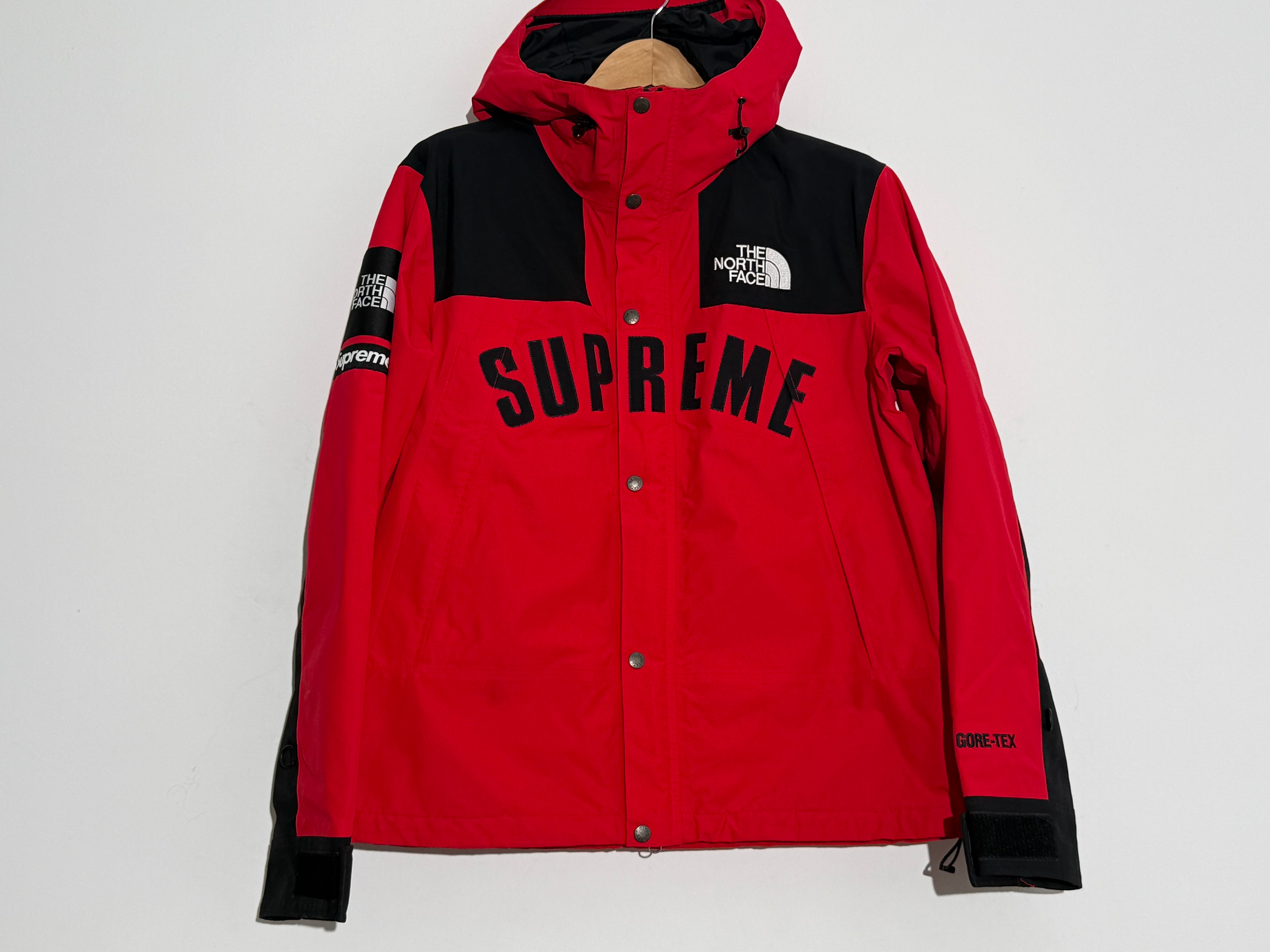 Supreme x The North Face Arc Logo Mountain Parka "Red"