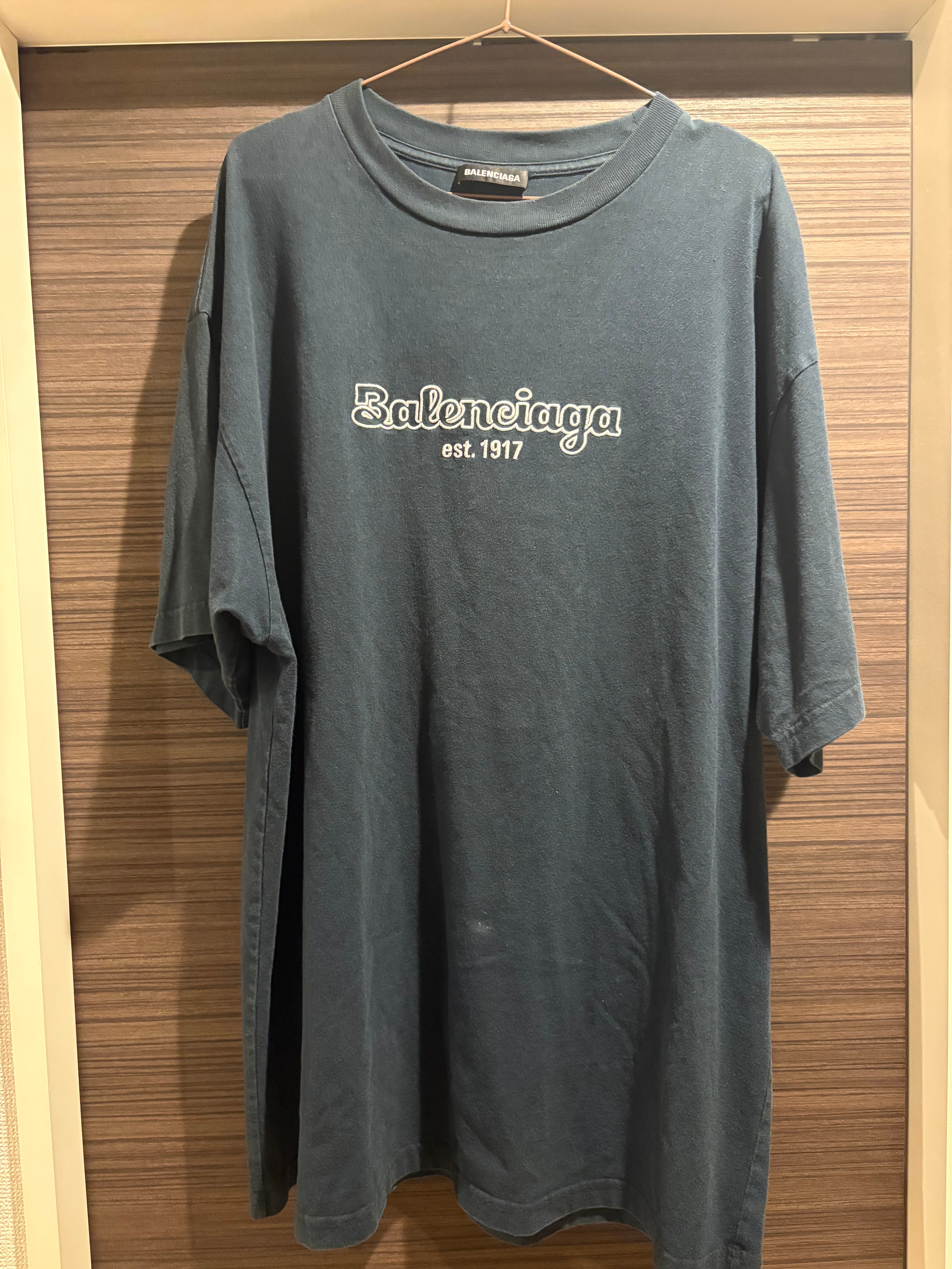 Balenciaga Tシャツ
