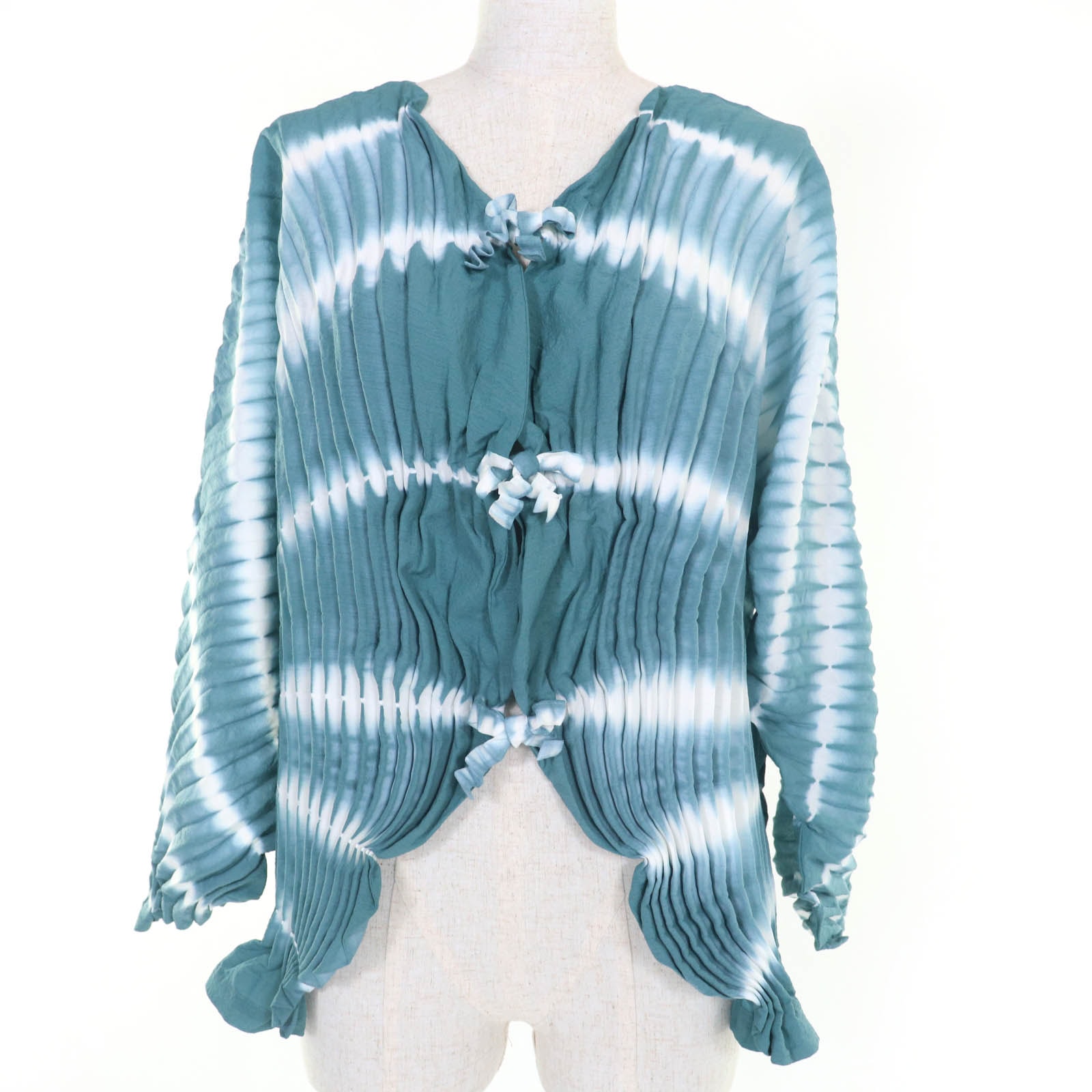 極美品 イッセイミヤケ カーディガン グリーン系 レディース 2 IM12FO607