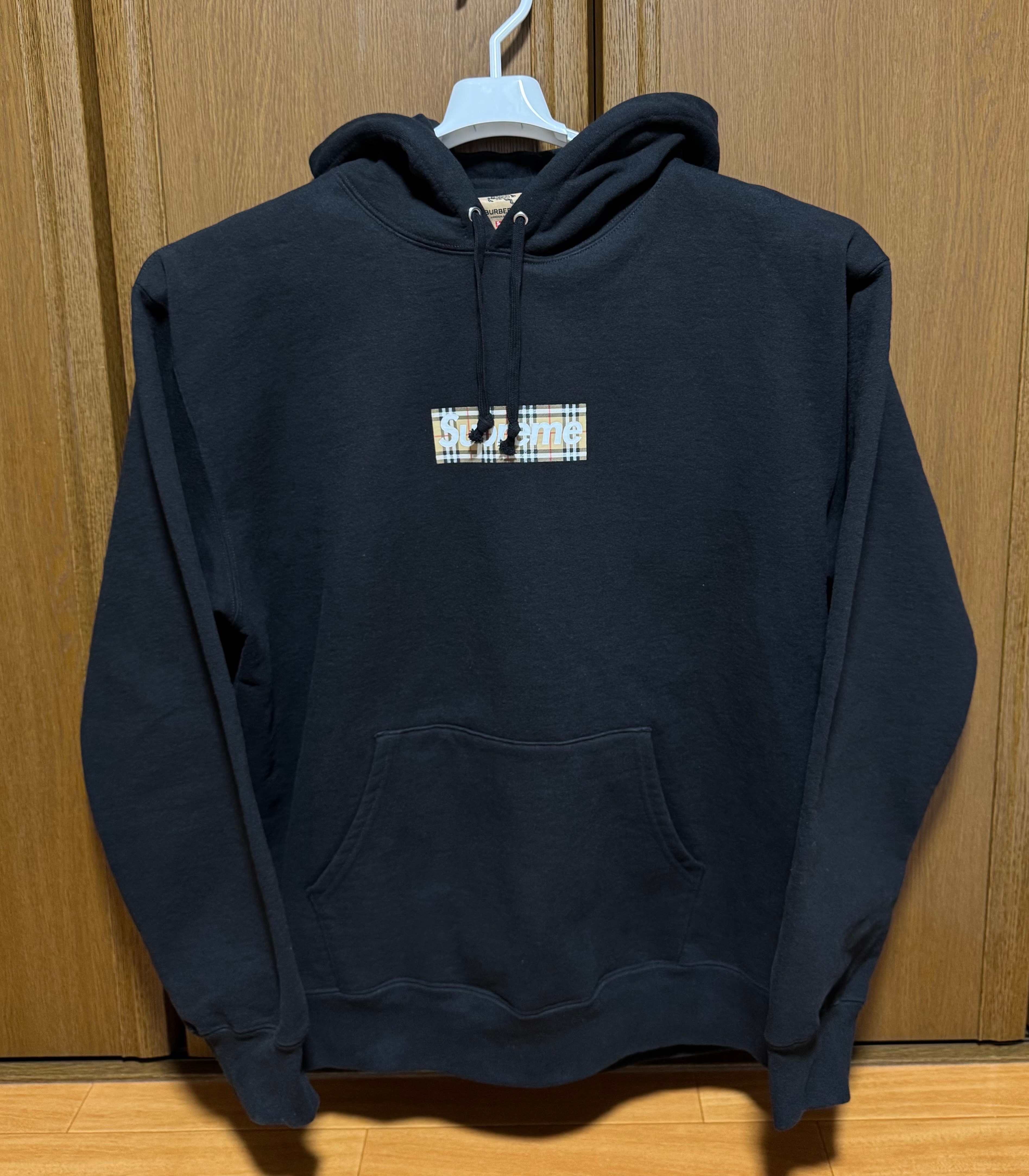 Supreme / Burberry Box Logo Hooded Sweatshirt "Black"