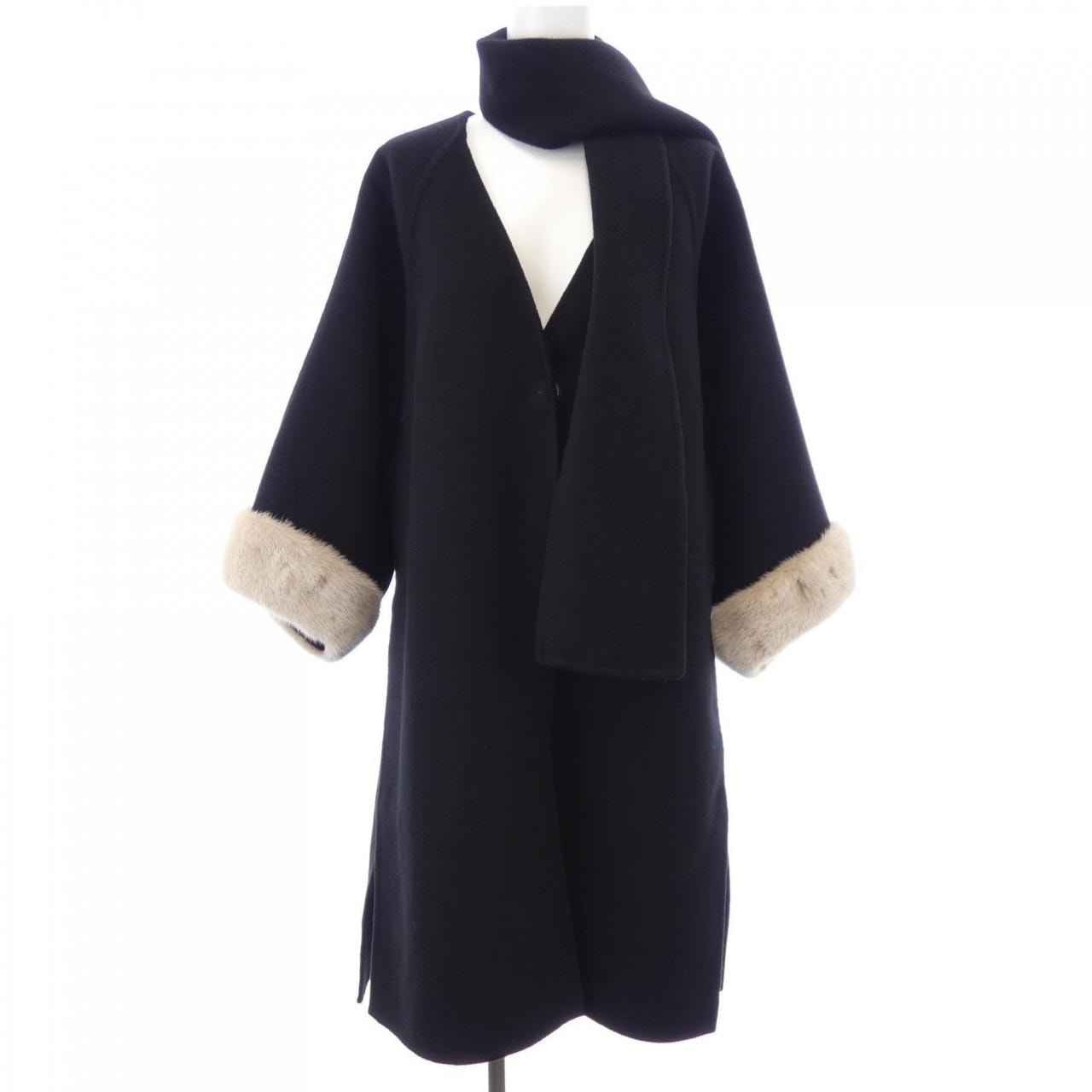 フェンディ FENDI FF8450 W18 コート