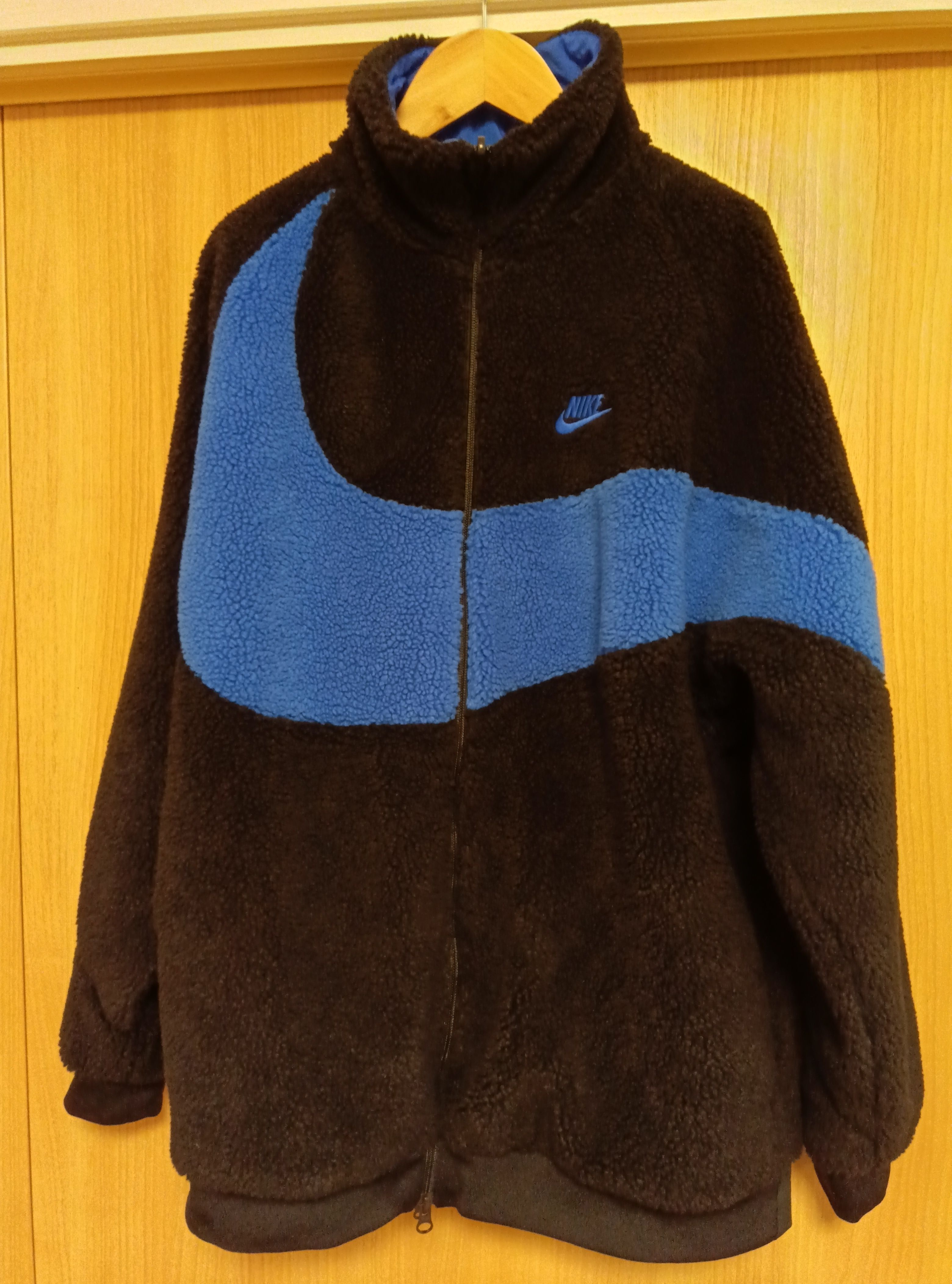 Nike Big Swoosh Reversible Boa Jacket "Black Game Royal"