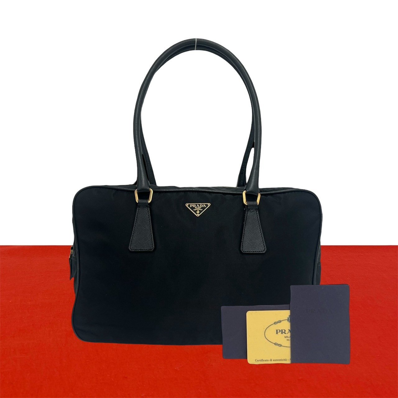 PRADA プラダ 三角 ロゴ 金具 ナイロン レザー ショルダーバッグ ブラック
 22499