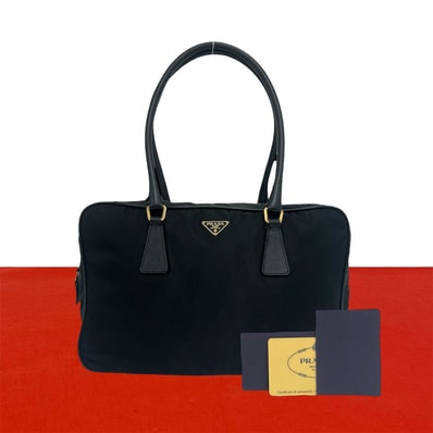 PRADA プラダ 三角 ロゴ 金具 ナイロン レザー ショルダーバッグ ブラック
22499
