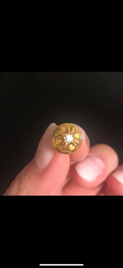 クロムハーツ クロスボールスダッド1ダイヤ ゴールドピアス