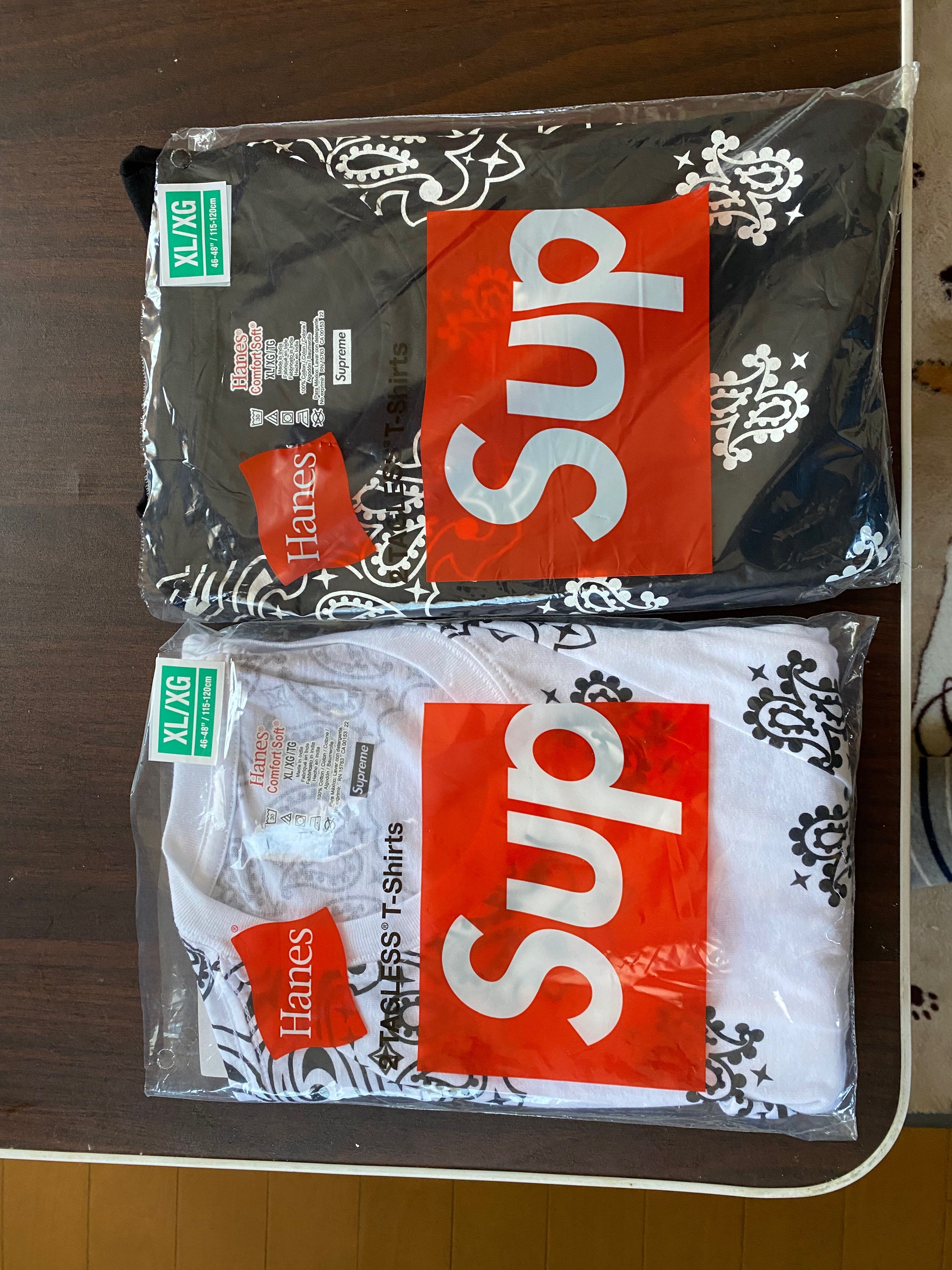 Supreme x Hanes Bandana Tagless Tees (2 Pack) "Black"