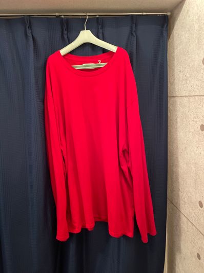 FEAR OF GOD Essentials Boxy Graphic Long Sleeve T-Shirt "Red"