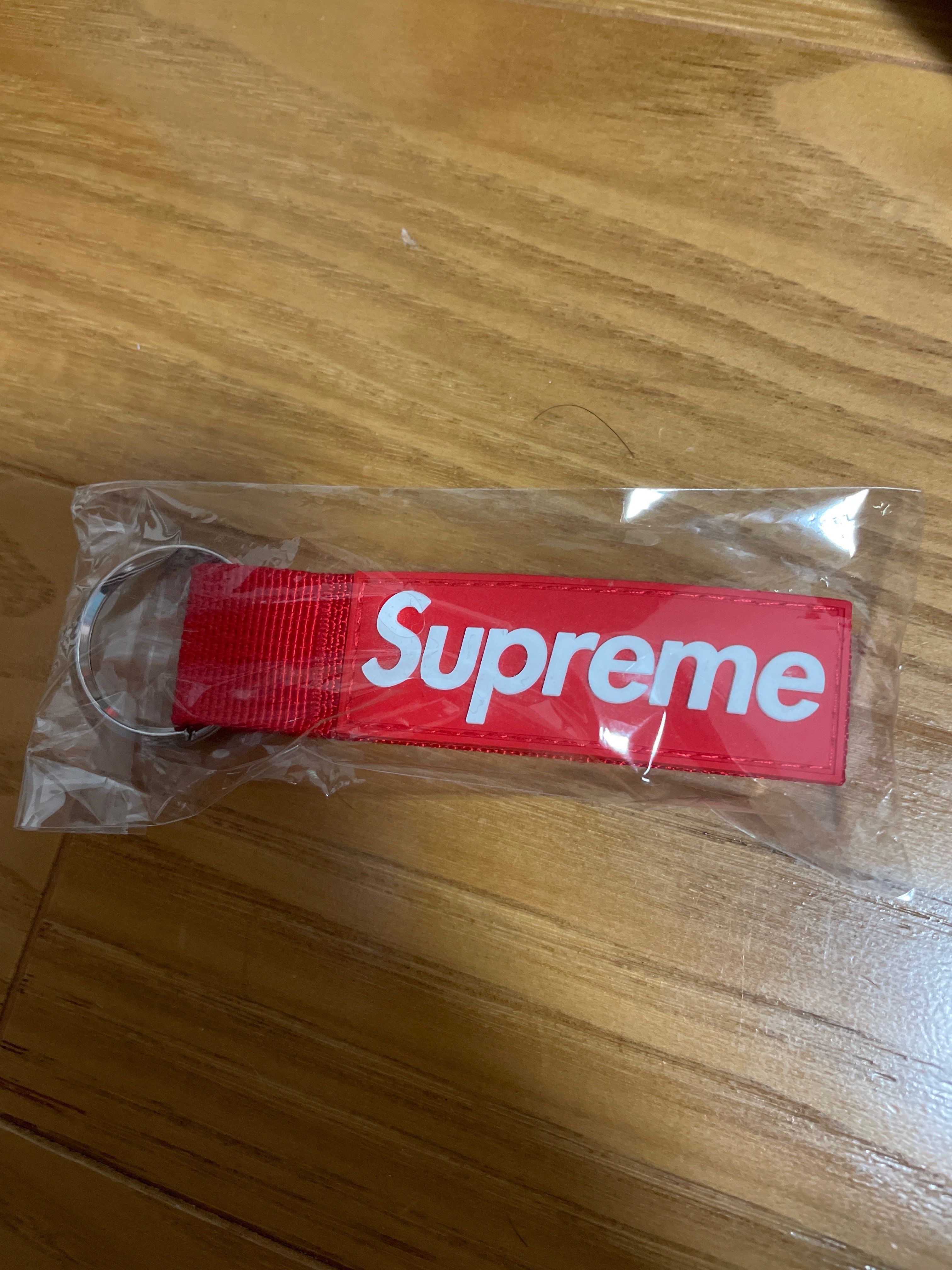 Supreme Webbing Keychain 