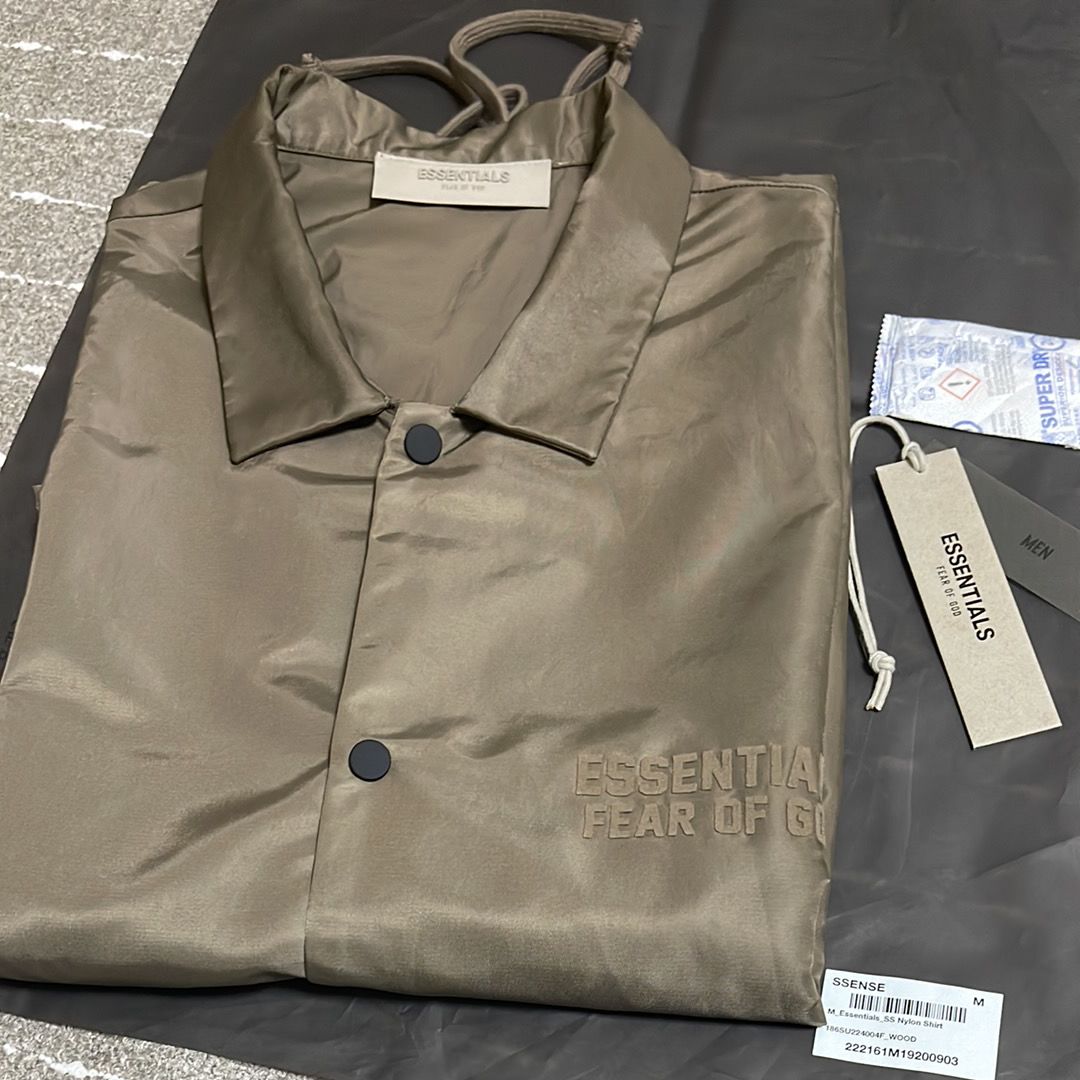 FEAR OF GOD ESSENTIALS SS Nylon Shirt "Wood"