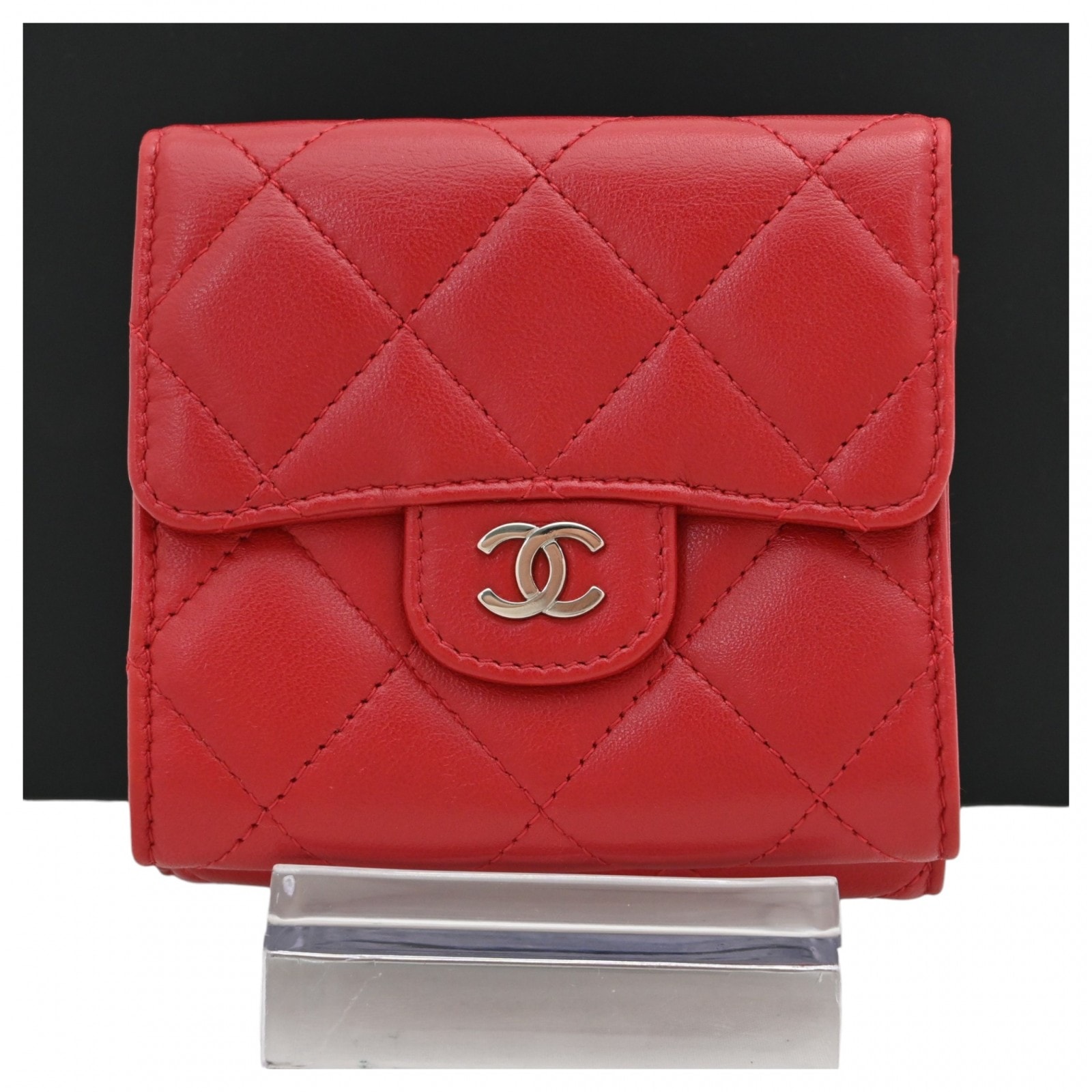 シャネル 三つ折り財布 ユニセックス