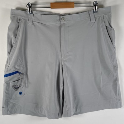 古着 コロンビア Columbia ショートパンツ フィッシングショーツ オムニシールド PFG 大きいサイズ ハーフパンツ w40 L10 ライトグレー メンズ