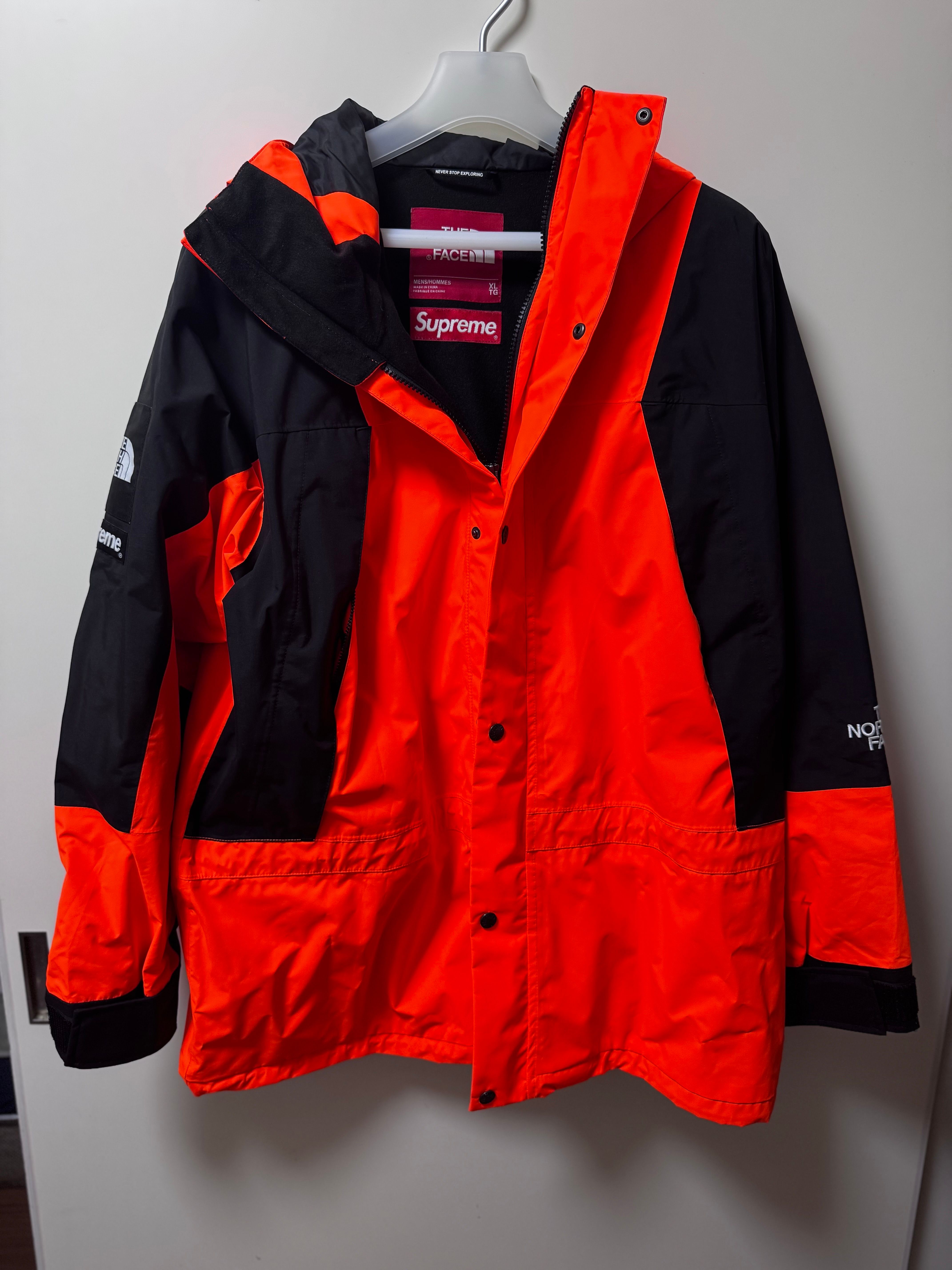 Supreme x The North Face Mountain Light Jacket "Power Orange"