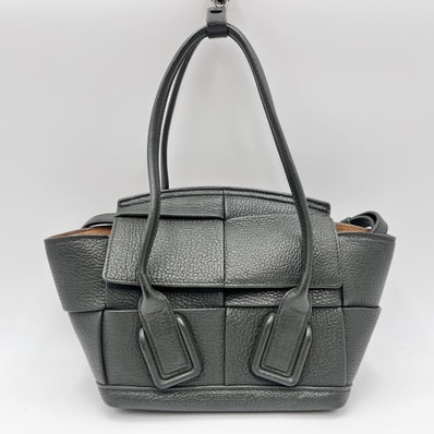 BOTTEGA VENETA(ボッテガヴェネタ)ミニ ザ・アルコ トートバッグ イントレチャート レザー ダークグリーン系