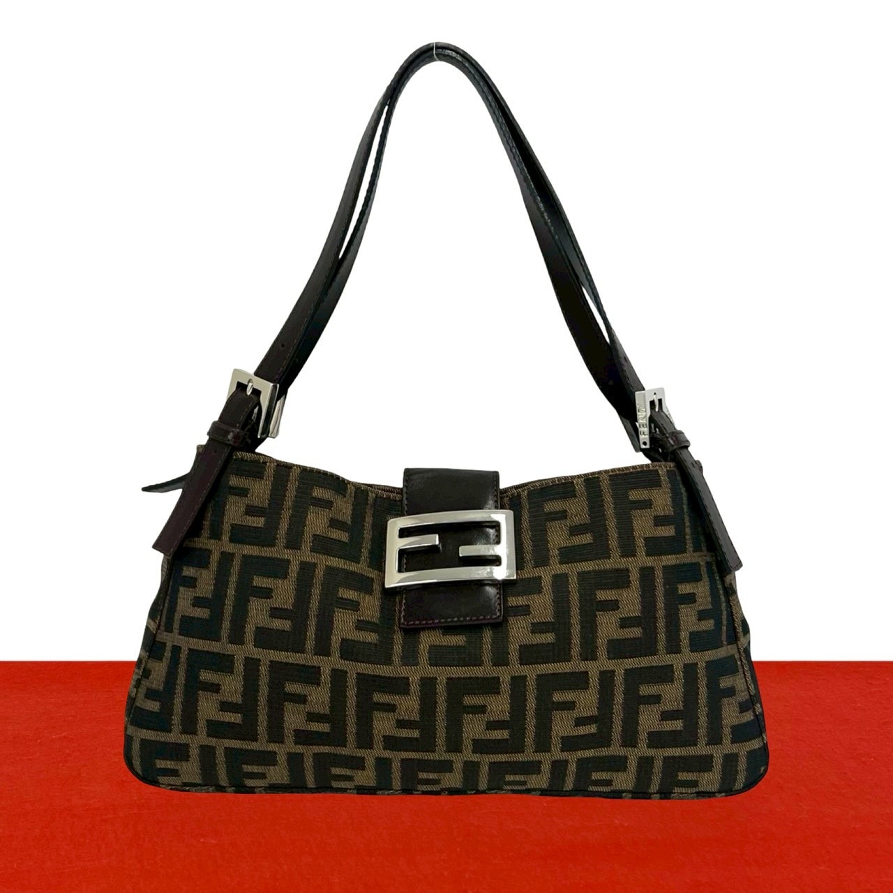 FENDI フェンディ FF ズッカ 柄 キャンバス レザー ショルダーバッグ ブラウン
 02438