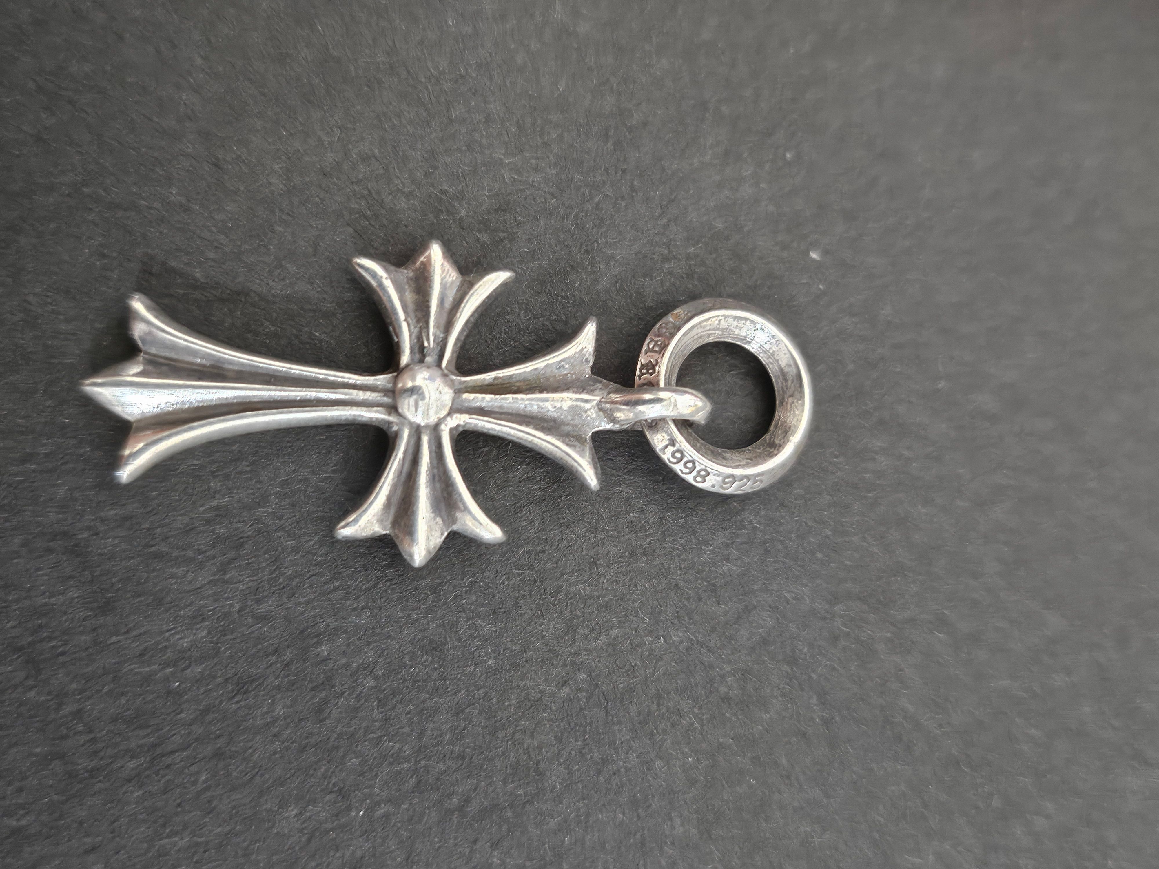 Chrome Hearts Tiny CH Cross Charm "Silver"