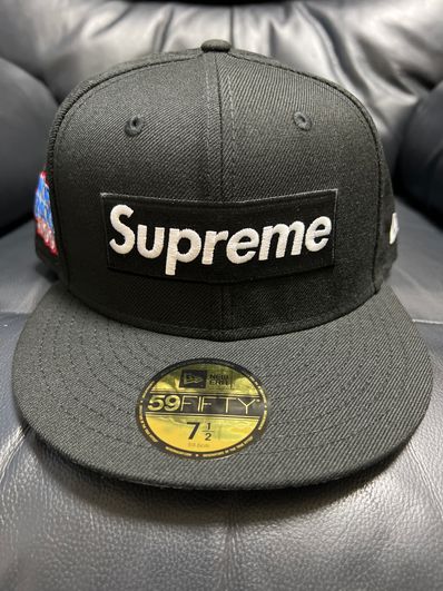 Supreme World Famous Box Logo New Era® "Black"