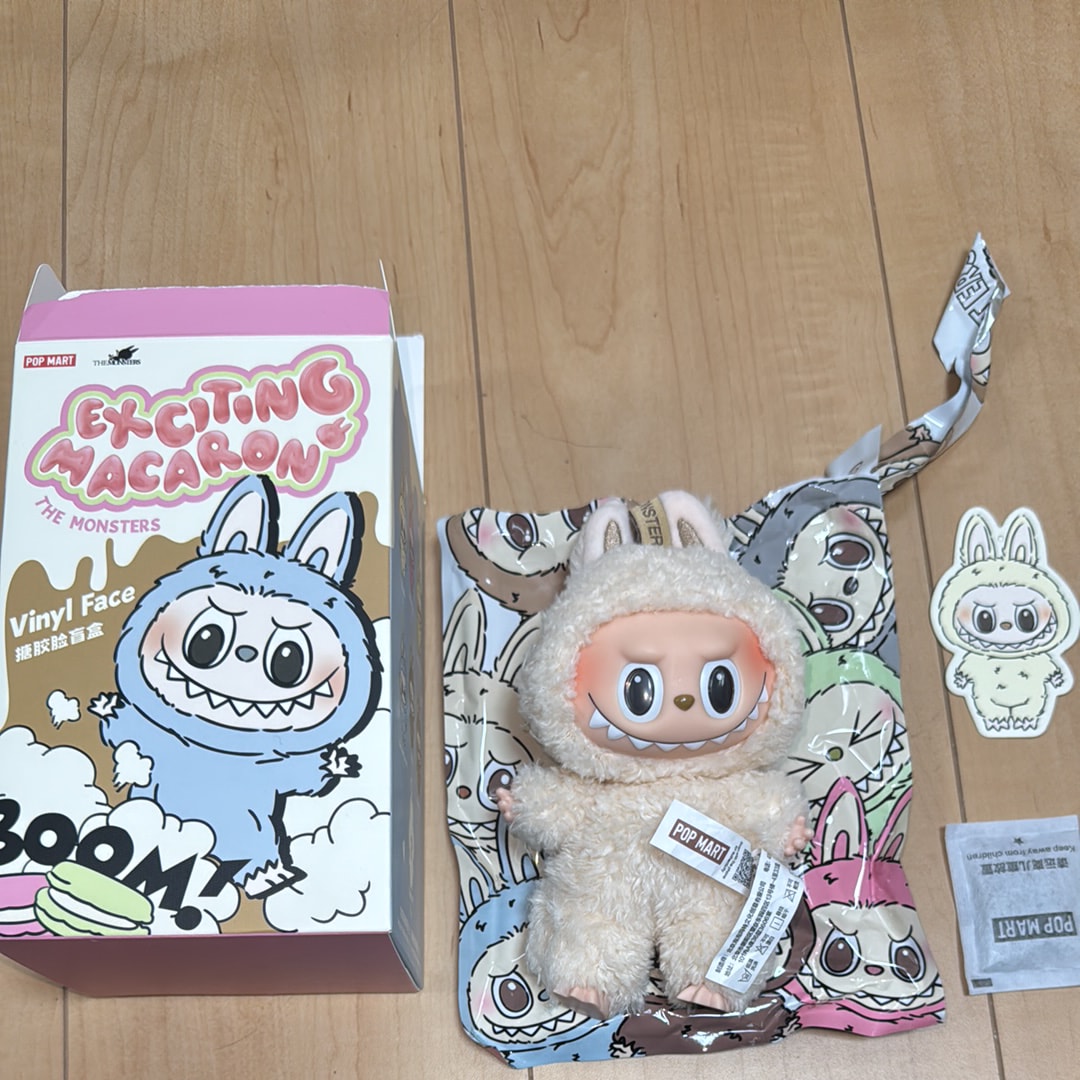 POP MART THE MONSTERS (LABUBU) Exciting Macaron Plush Series SOYMILK