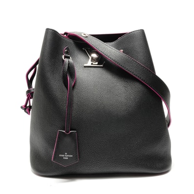 ヴィトン LV 2017年製 ロックミー バケット ショルダーバッグ【中古】