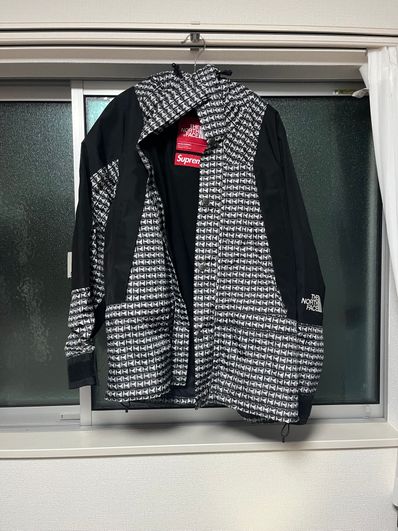 Supreme x The North Face Studded Mountain Light Jacket "Black"