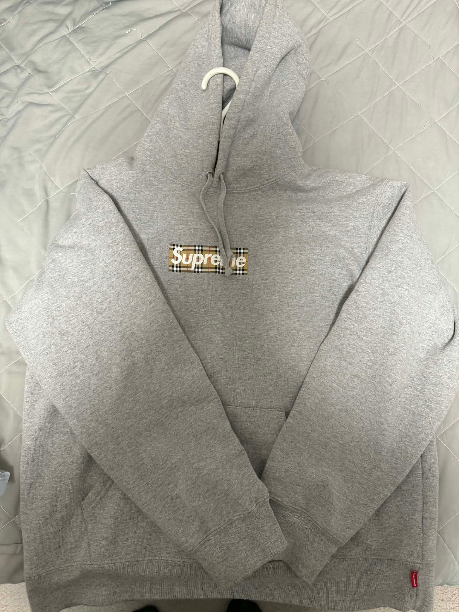Supreme / Burberry Box Logo Hooded Sweatshirt "Heather Grey"