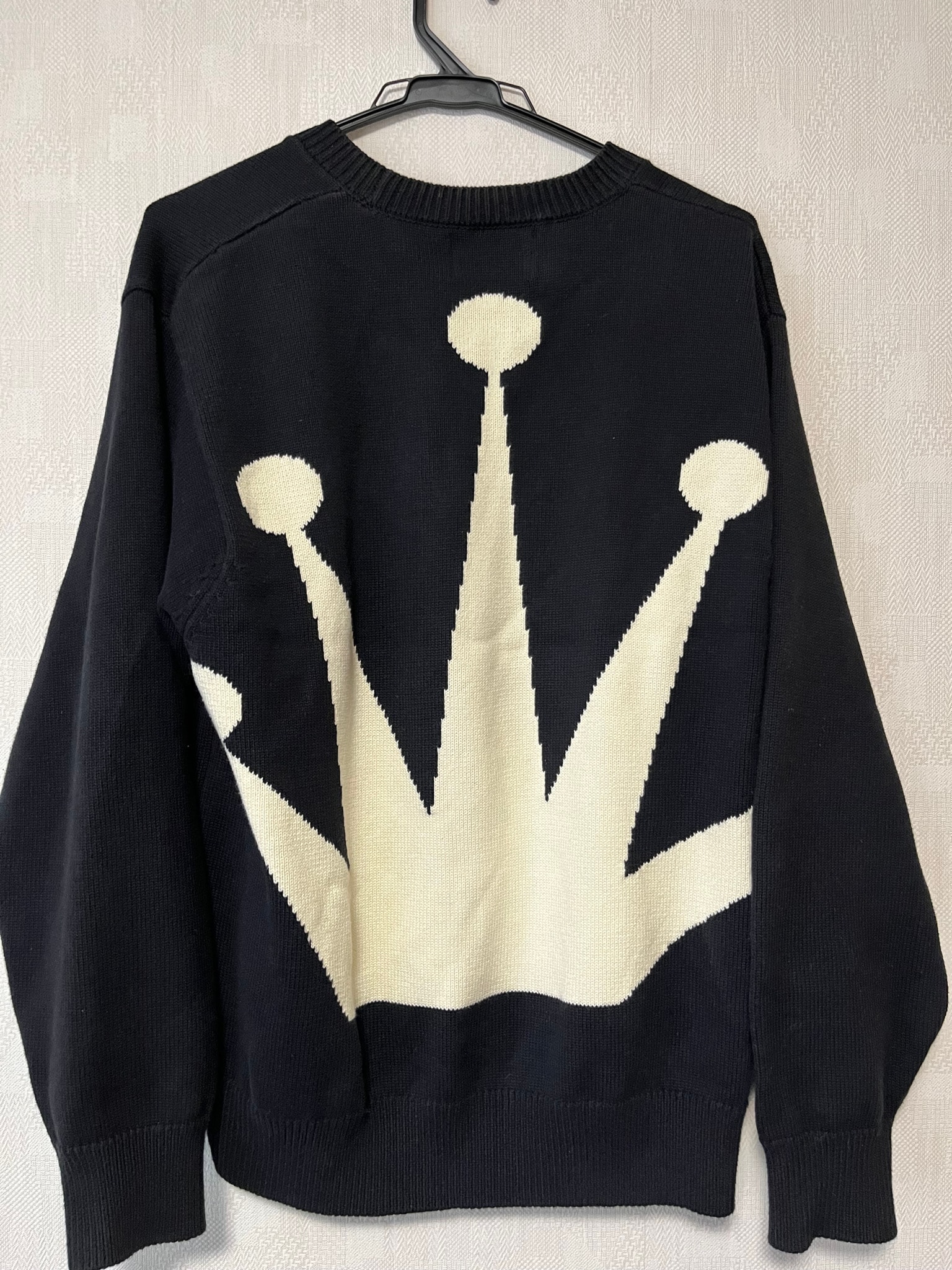 【STUSSY】ステューシー bent crown sweater
