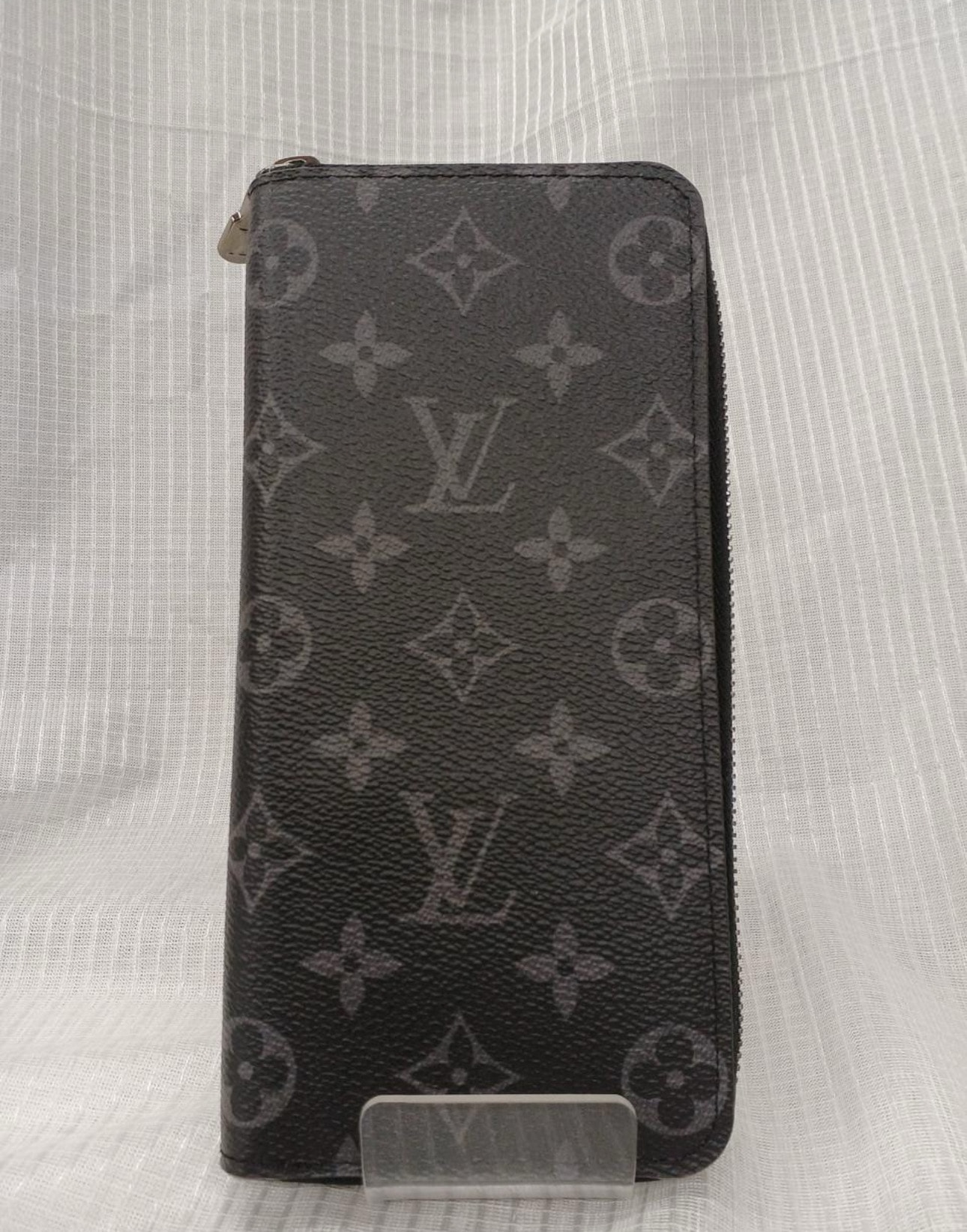 Louis Vuitton Zippy Wallet Vertical Monogram Eclipse