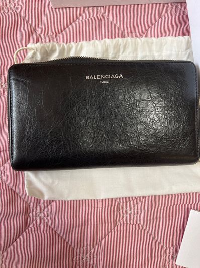 BALENCIAGA Logo Round Zip Wallet "Black"