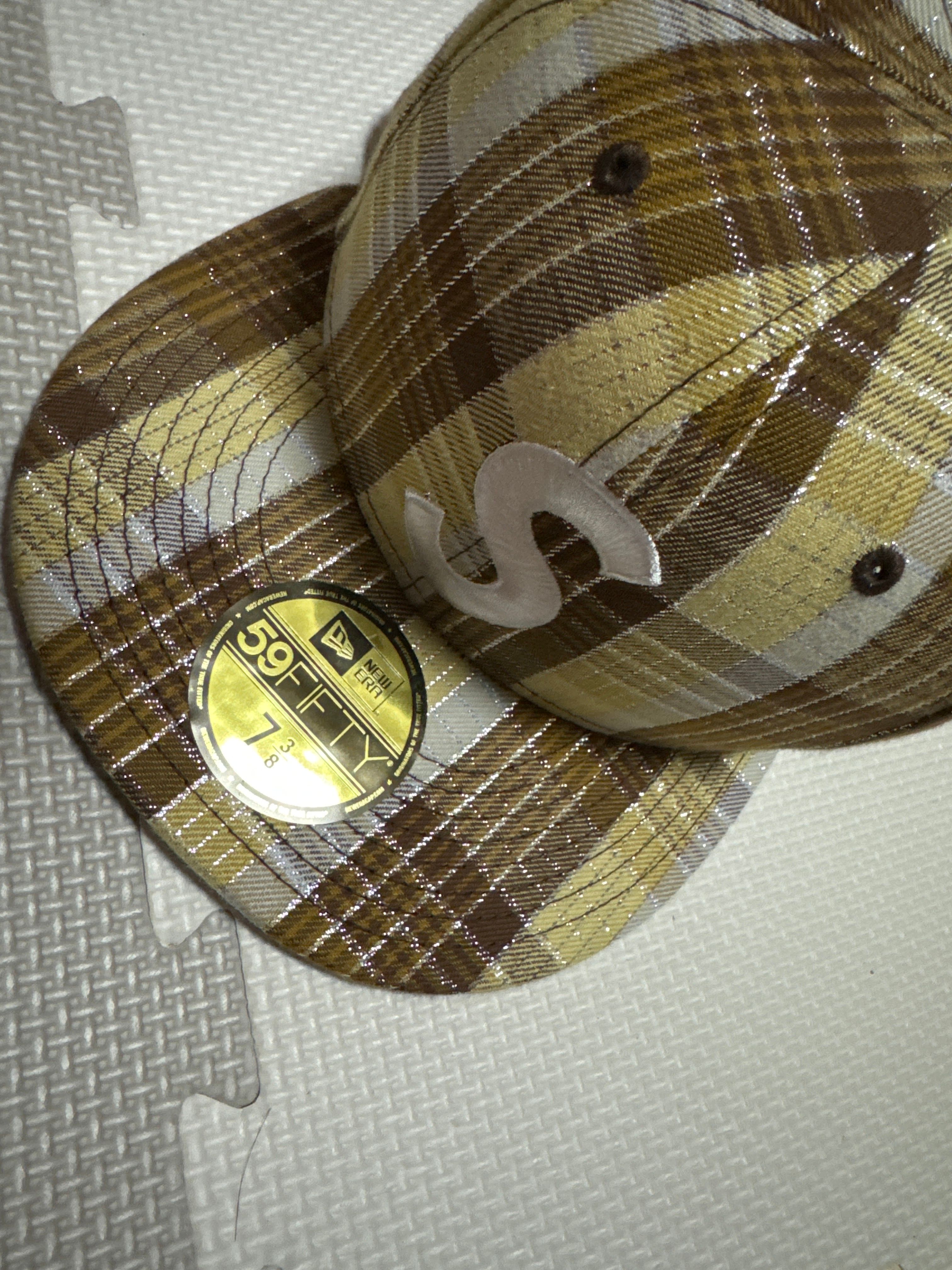Supreme Metallic Plaid S Logo New Era "Brown"