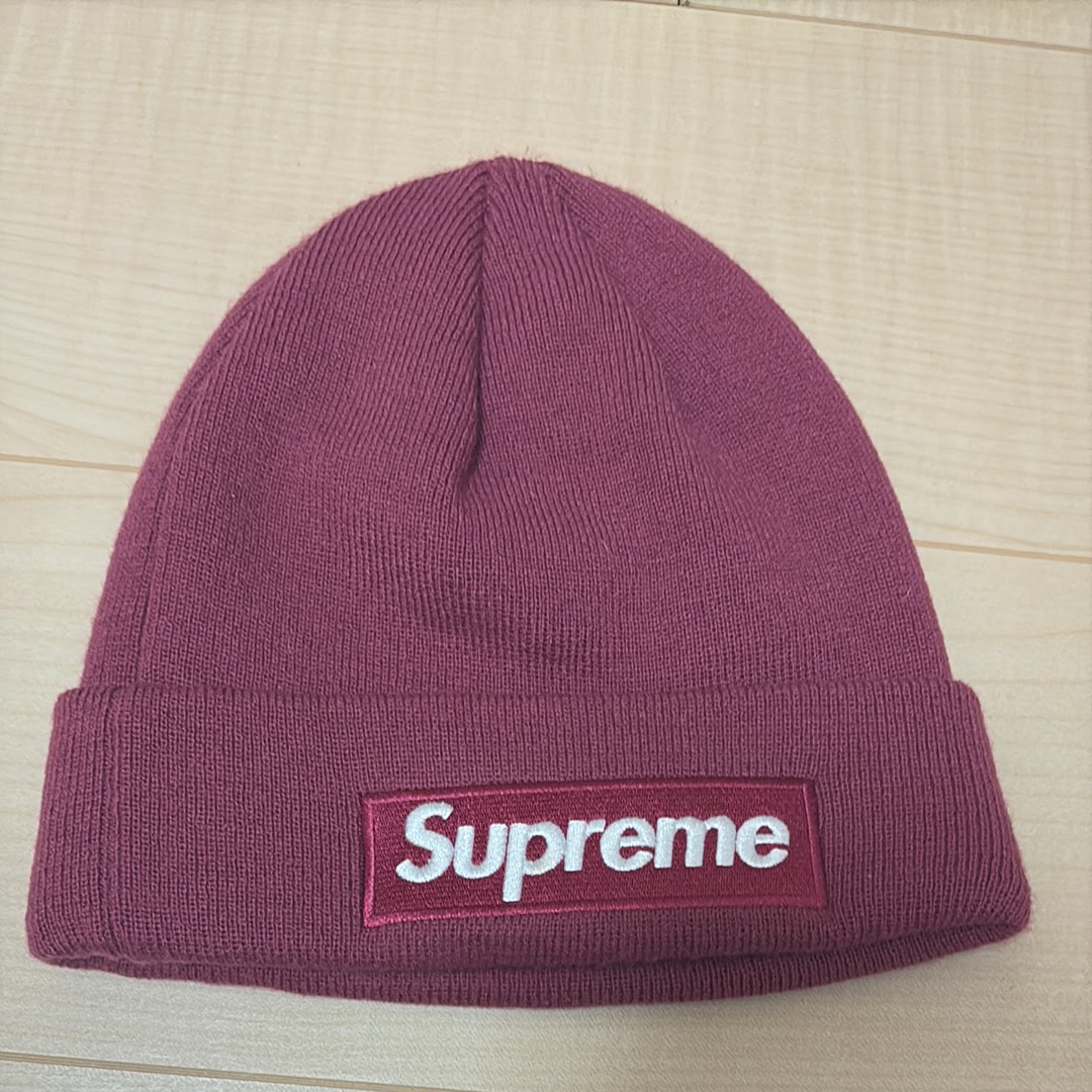 Supreme New Era® Box Logo Beanie "Plum" (21FW)