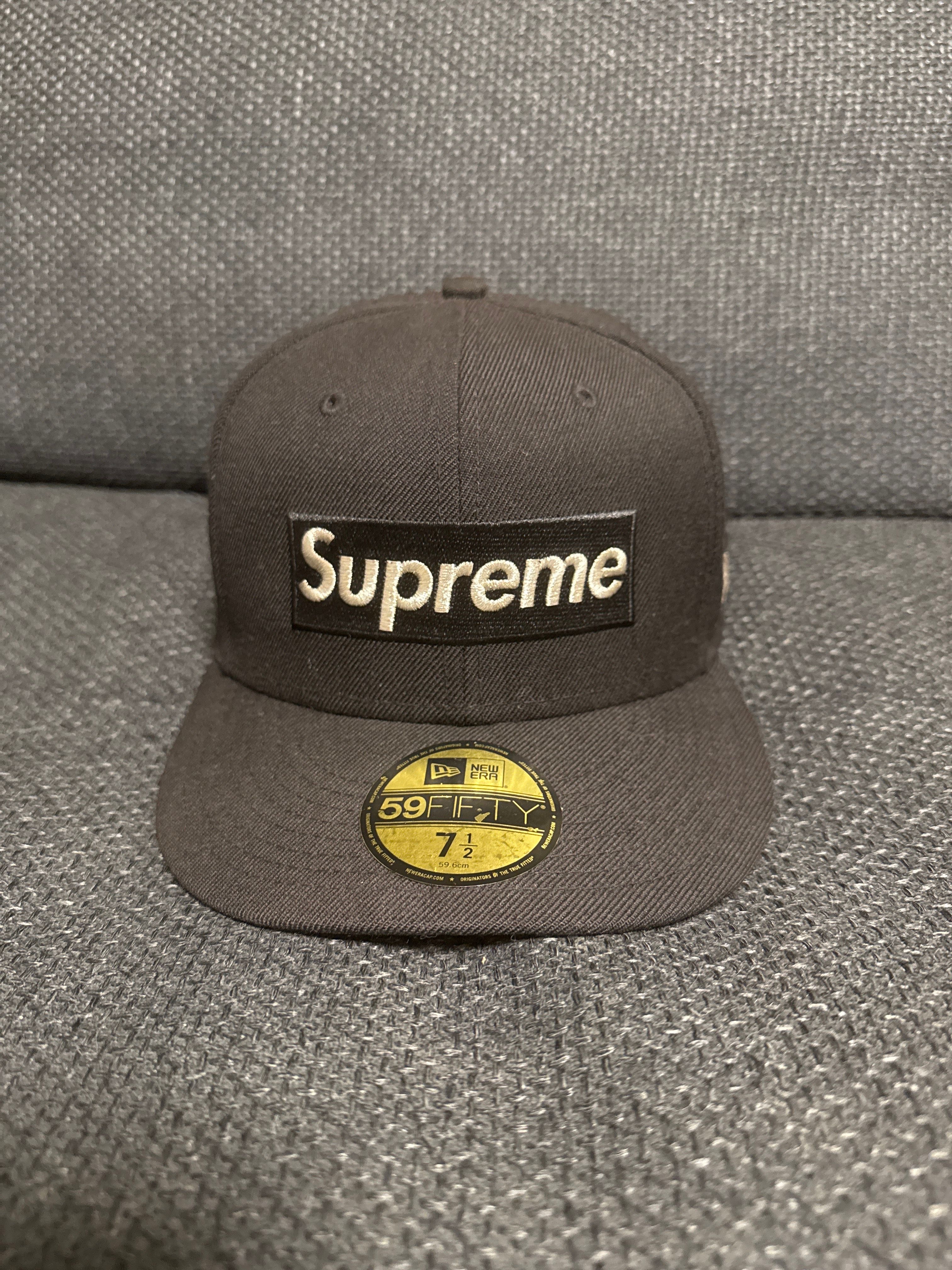 Supreme $1M Metallic Box Logo New Era® "Black"