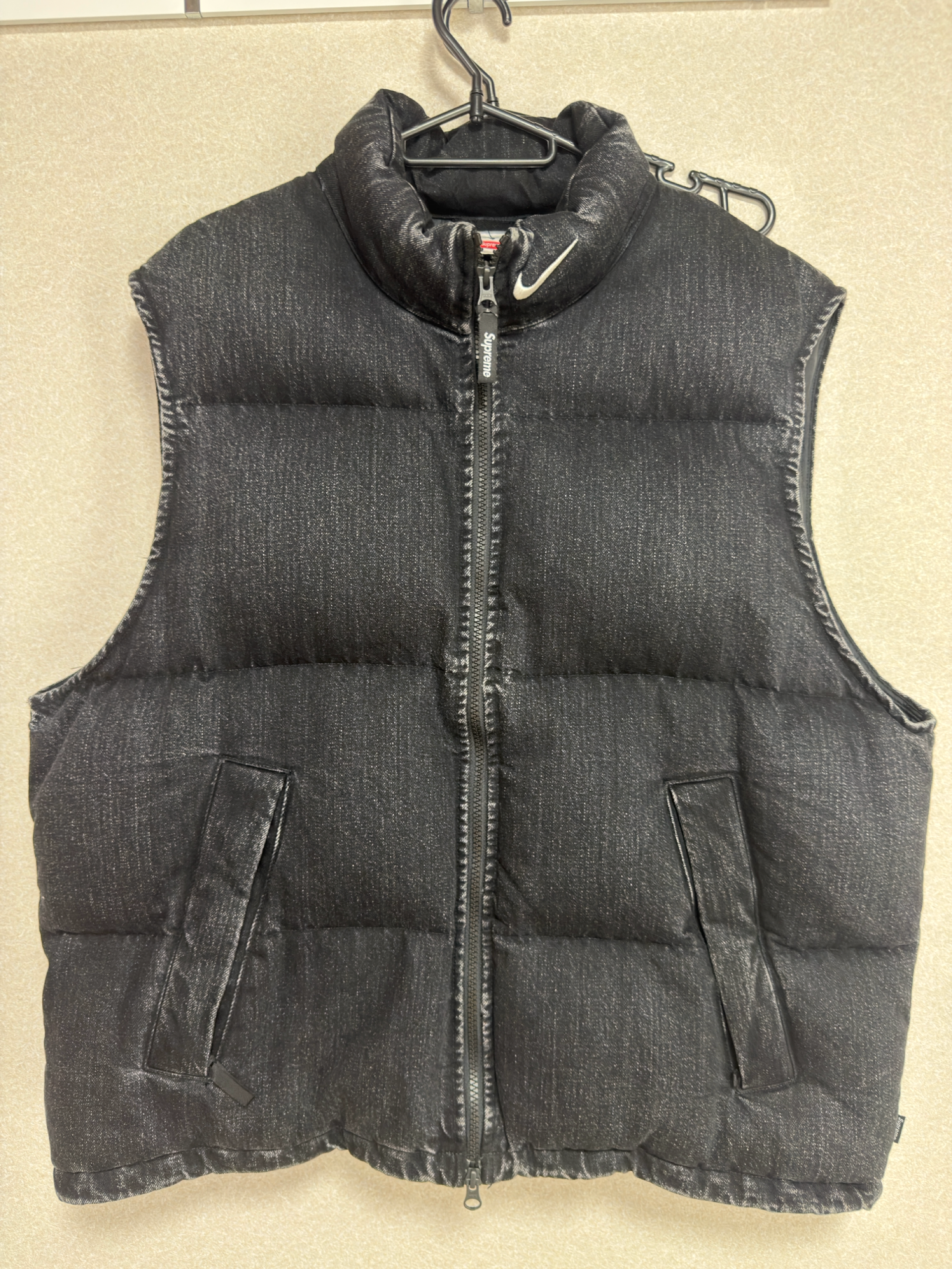 Supreme x Nike Denim Puffer Vest "Black"