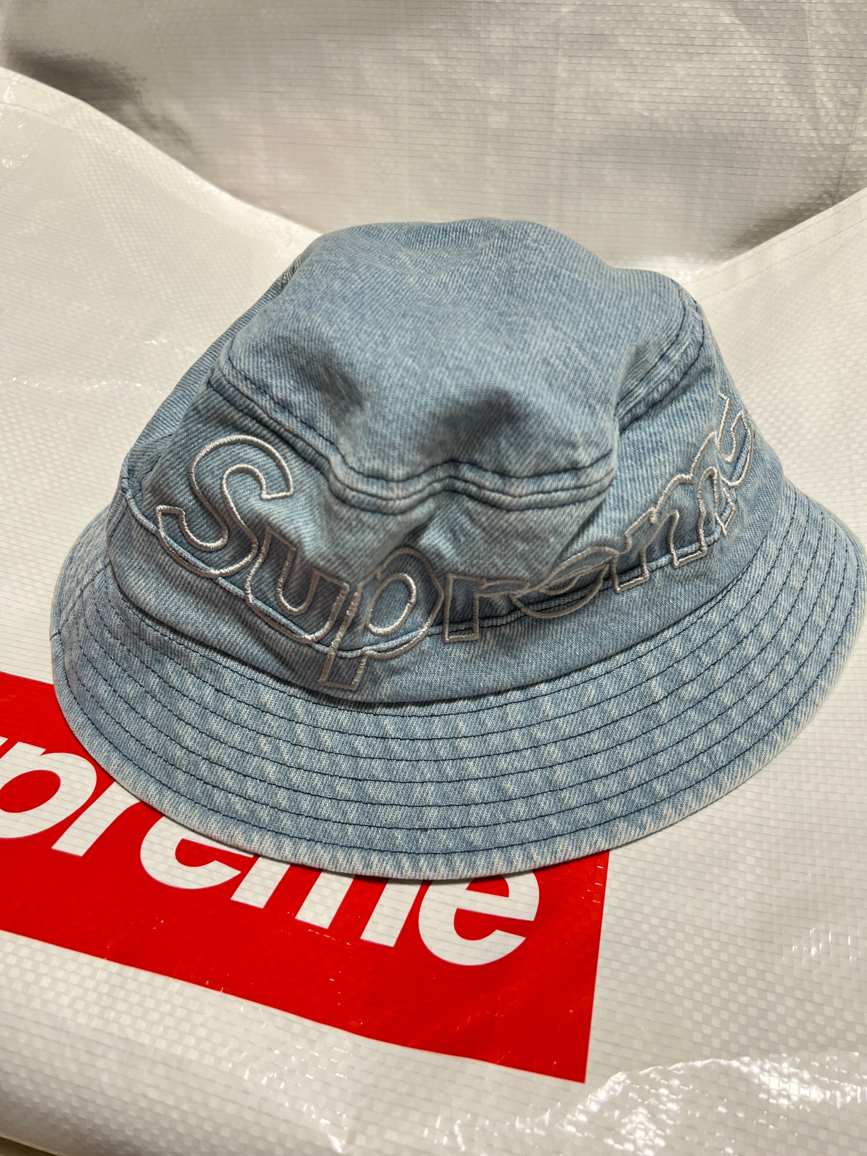 シュプリーム アウトライン クラッシャー "デニム"