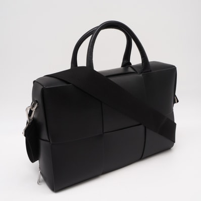 美品 BOTTEGAVENETA ボッテガヴェネタ イントレチャート大 アルコ ブリーフケース 680120 2wayブリーフケース ブラック カーフレザー メンズ