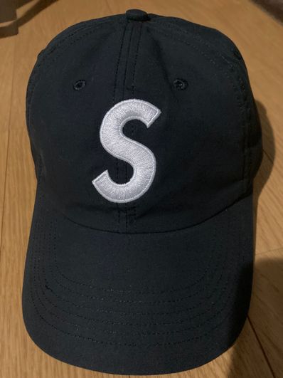 Supreme Ventile® S Logo 6-Panel "Black"