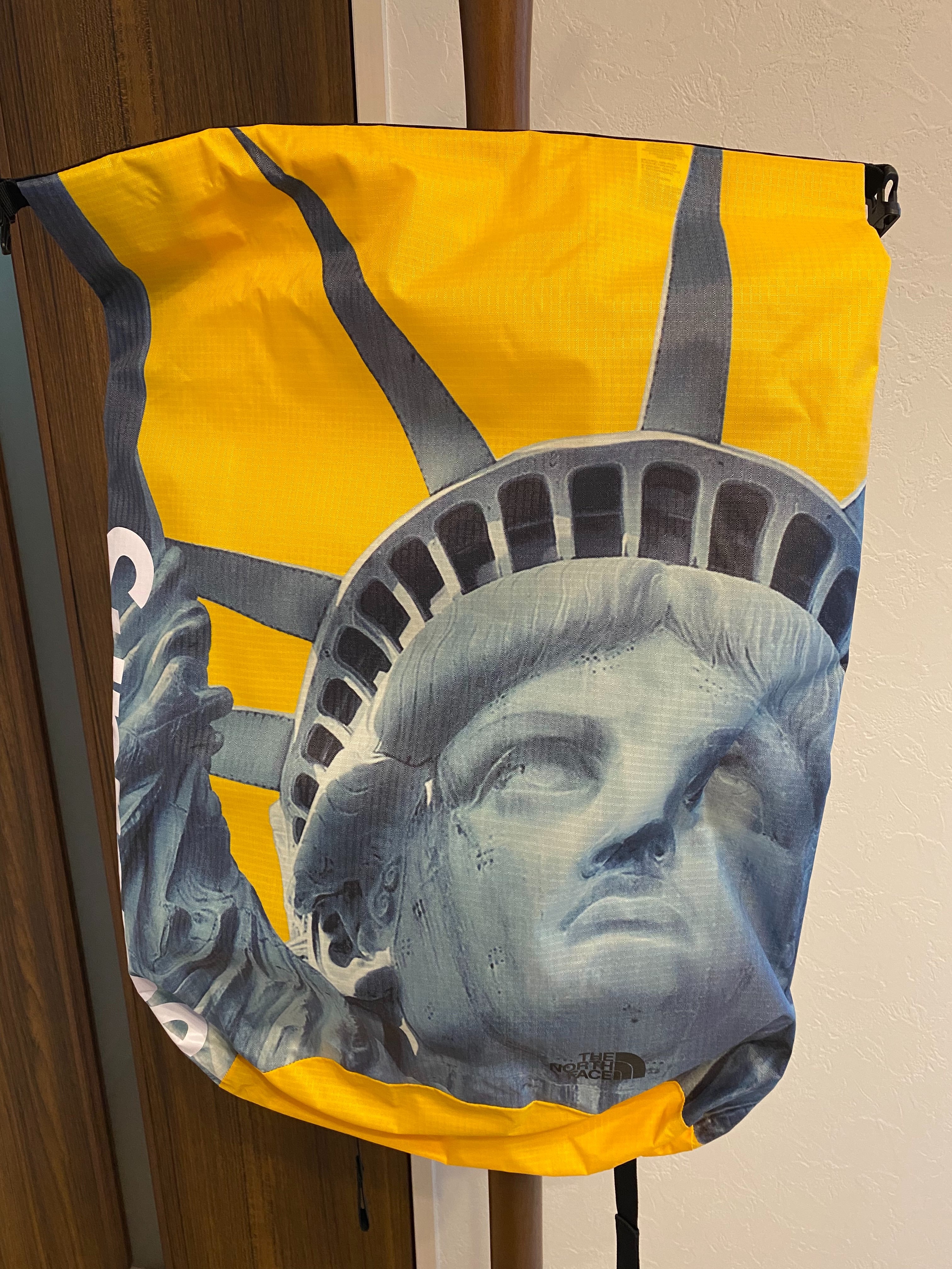 Supreme x The North Face Statue of Liberty Waterproof Backpack "Yellow"