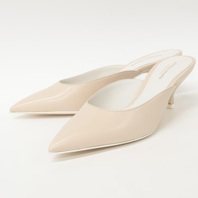 ボッテガヴェネタ 【新品同様】レザー ポンテッドトゥ ミュール/ 34 1/2