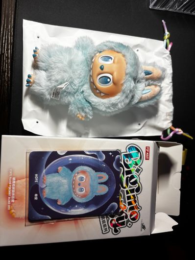 POP MART THE MONSTERS (LABUBU) Big into Energy Series Plush Pendant HOPE