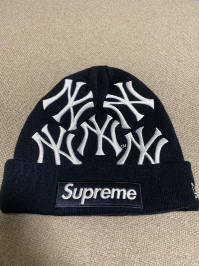 Supreme / New York Yankees / New Era Box Logo Beanie "Navy"